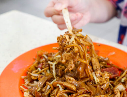 Tiong Bahru Fried Kway Teow – Char Kway Teow with a Long History at Tiong Bahru Market